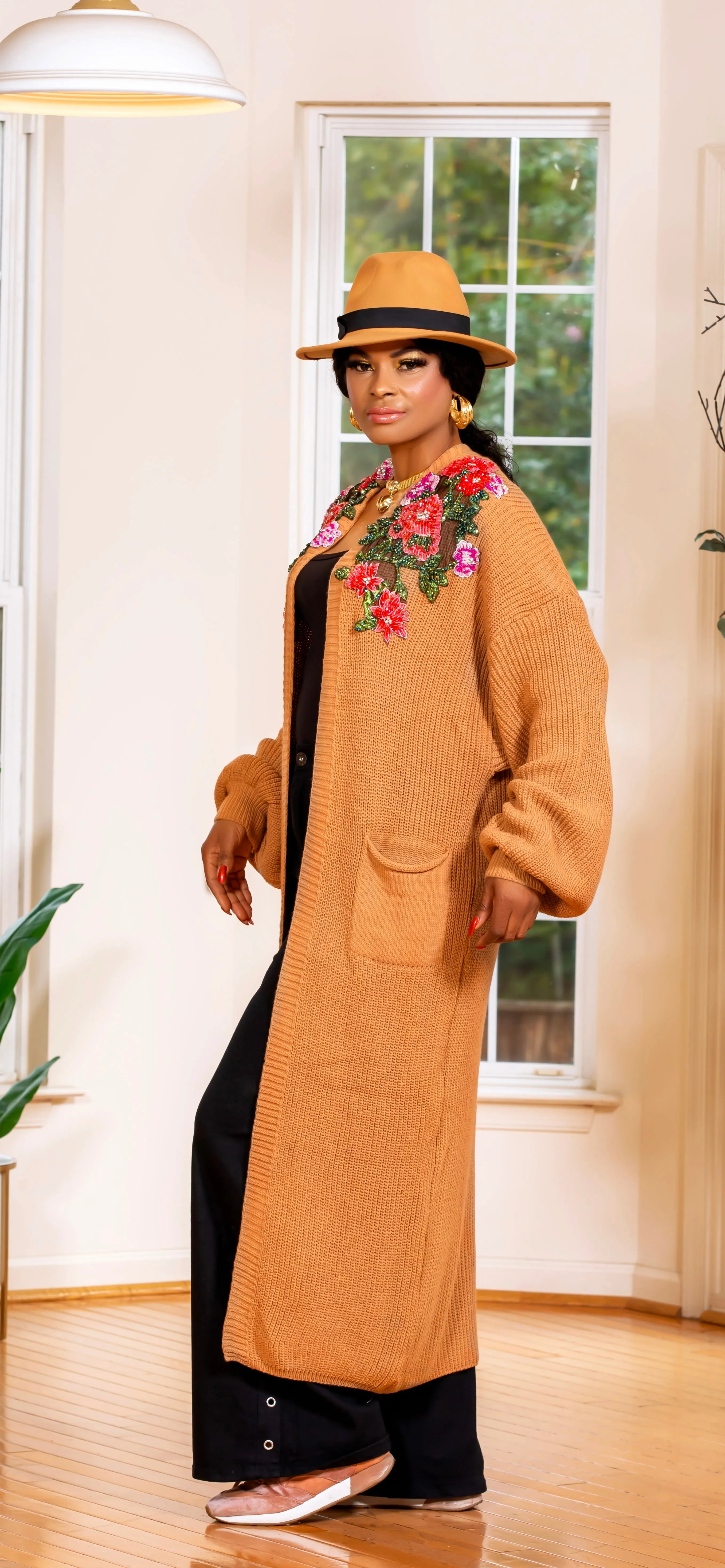 APPLIQUÉS 
HEAVY KNIT SWEATER CARDIGAN(BROWN)