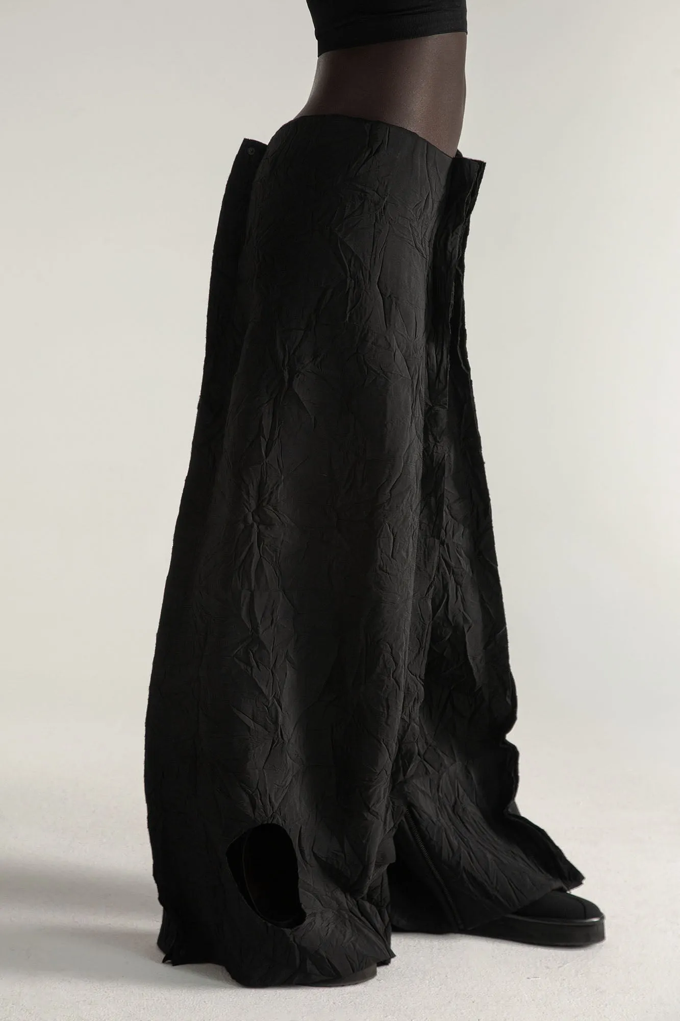 ESCAPE   9-way transforming piece: trousers, jumpsuit, dress, skirt, bag