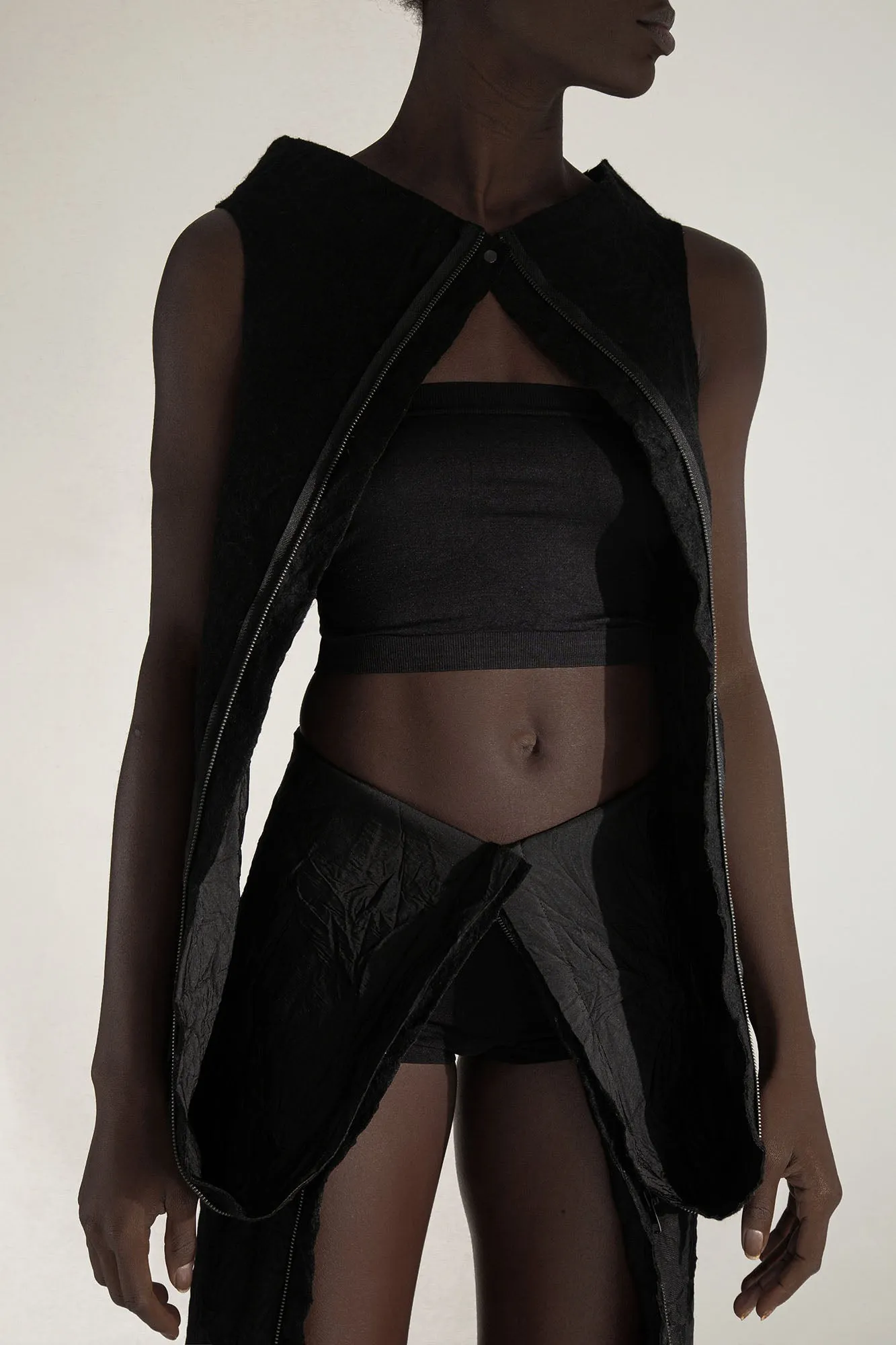 ESCAPE   9-way transforming piece: trousers, jumpsuit, dress, skirt, bag