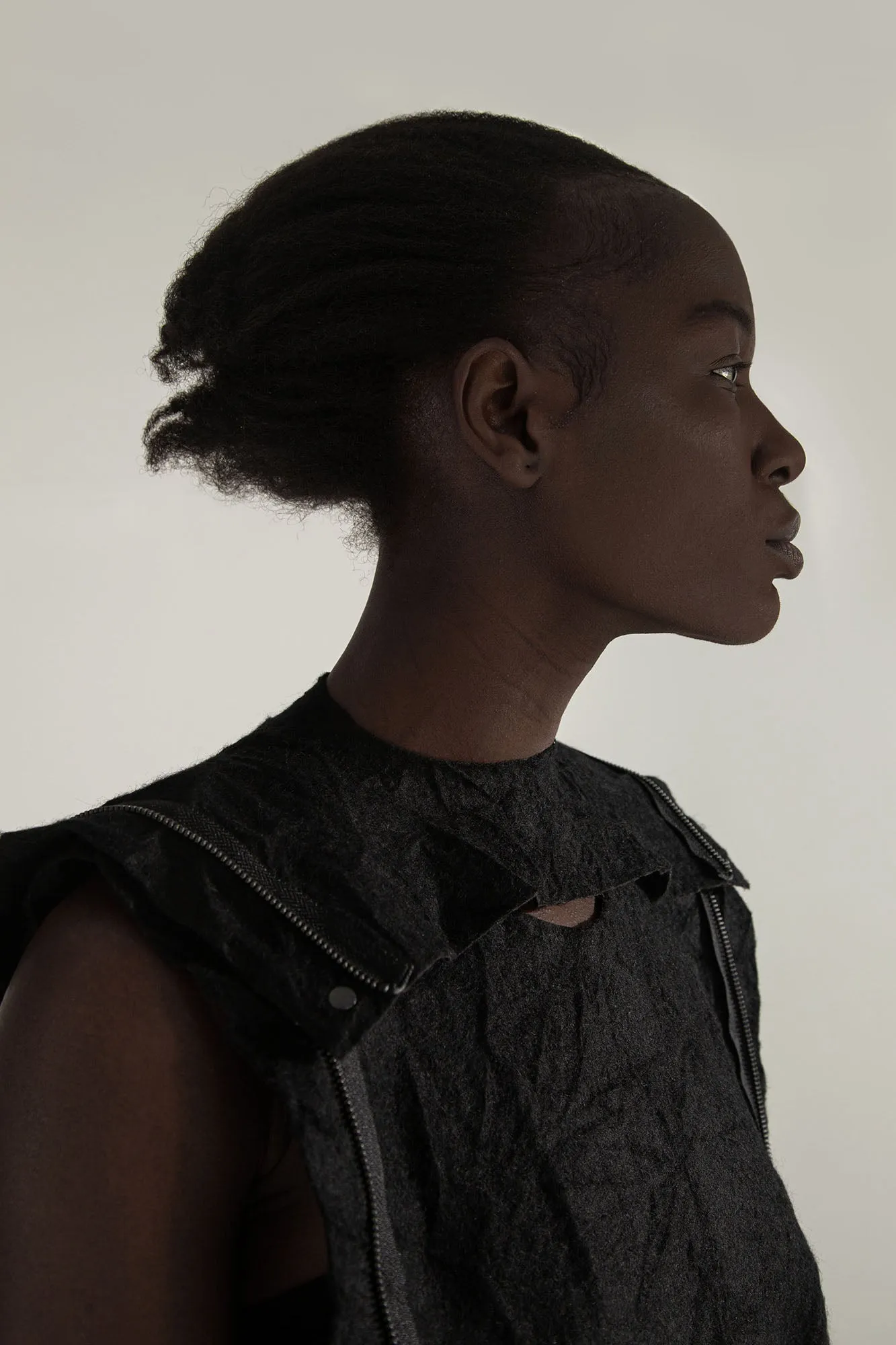 ESCAPE   9-way transforming piece: trousers, jumpsuit, dress, skirt, bag
