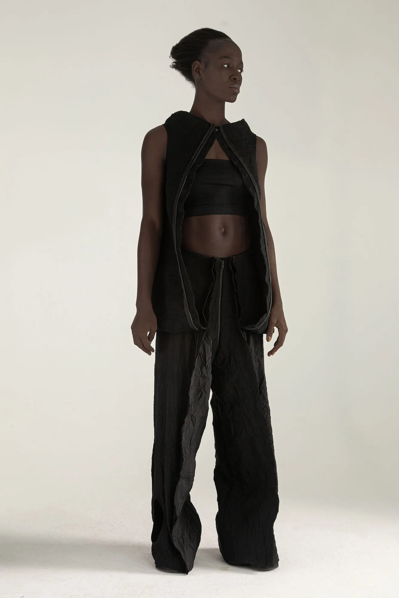 ESCAPE   9-way transforming piece: trousers, jumpsuit, dress, skirt, bag