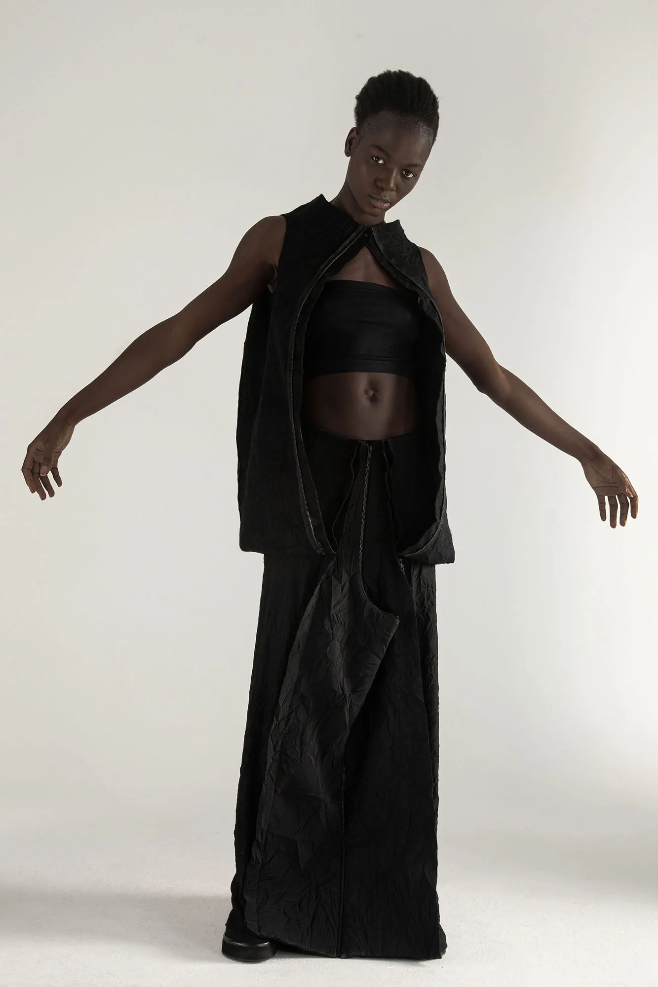 ESCAPE   9-way transforming piece: trousers, jumpsuit, dress, skirt, bag