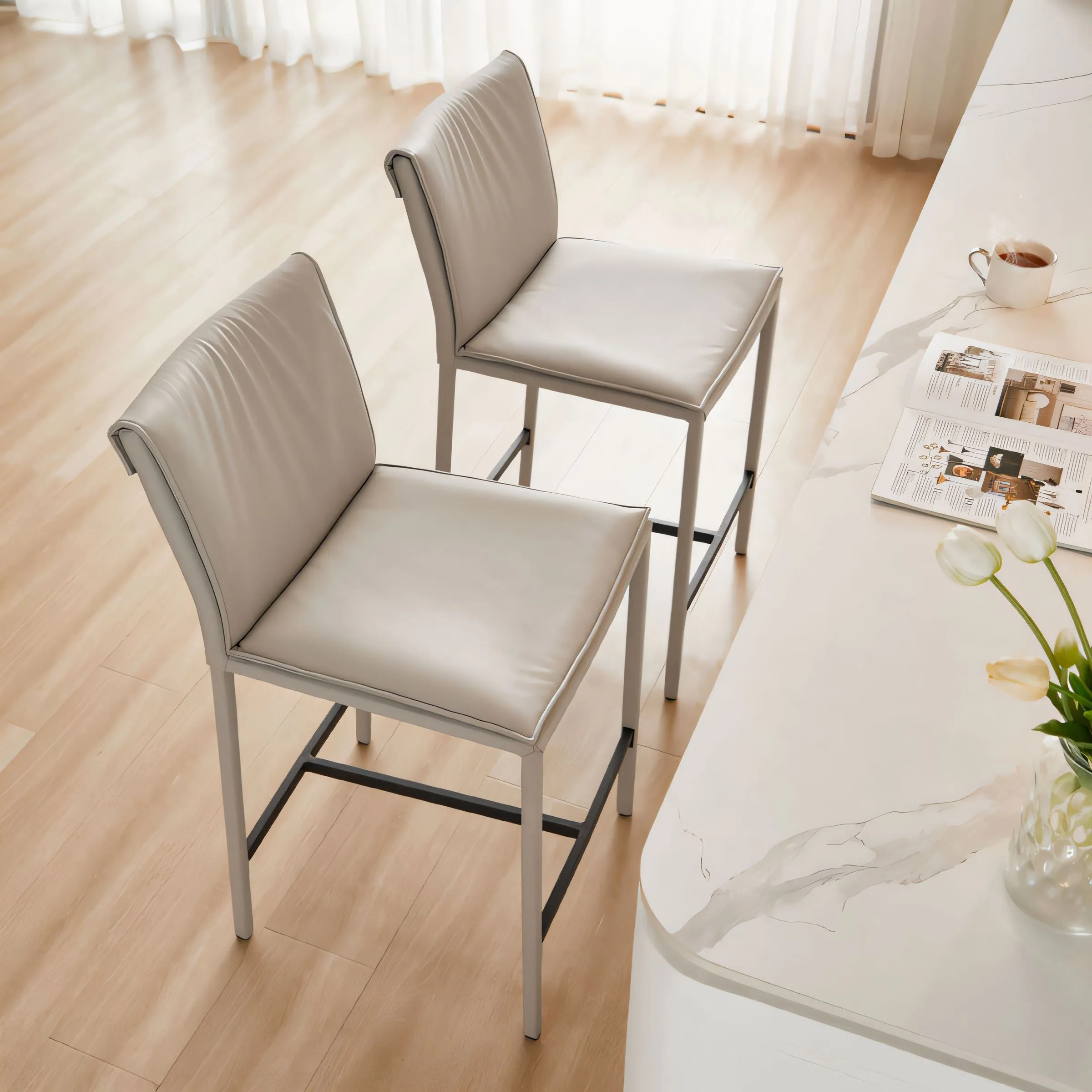 JACKSON Curved Back Bar Stool